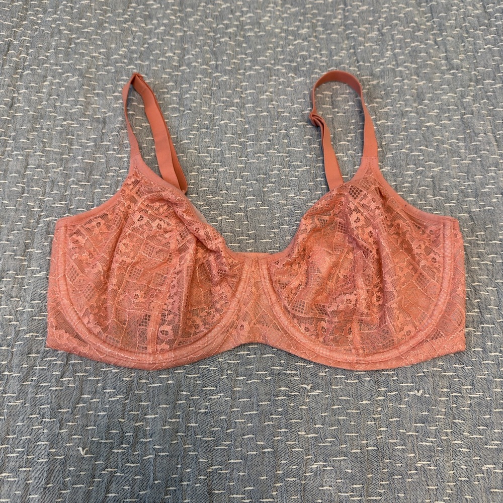 Victoria's Secret Lace Underwire Bra in Coral